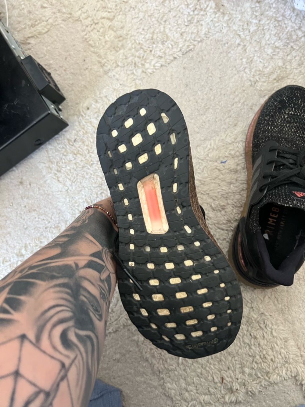 3/$25 BUNDLE! Addidas running shoes - Picture 4 of 4